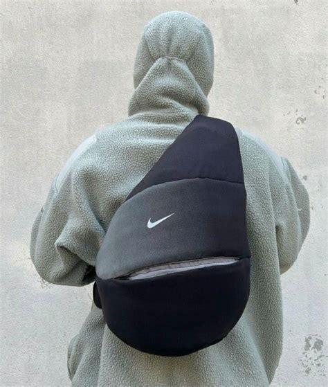 Nike sling bag vintage